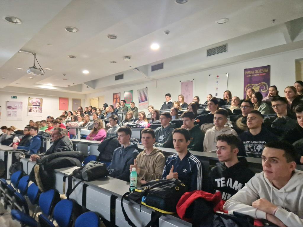 Predavanje za učenike