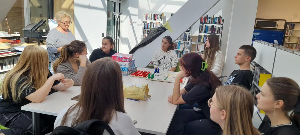 Gradska knjižnica Požega