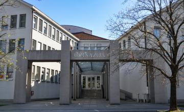 Gimnazija, Požega